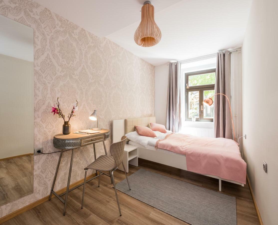 Royal Vega Apartment Ljubljana Luaran gambar