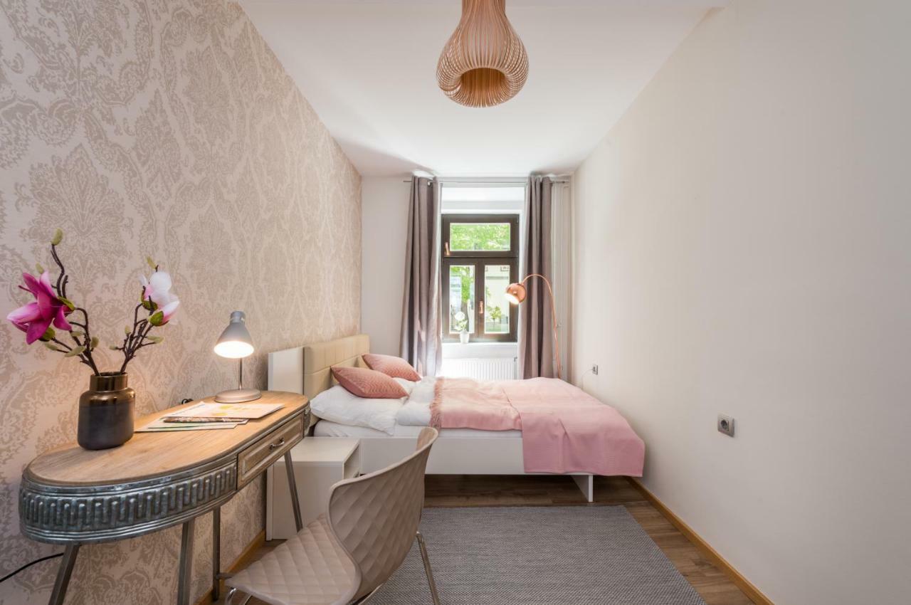 Royal Vega Apartment Ljubljana Luaran gambar